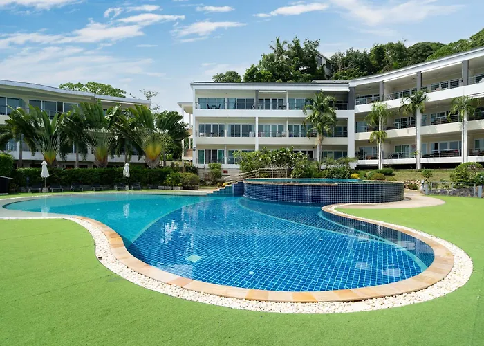 Sea View 2Br Apartment E106 With Pool Access In Karon Papillon Residence