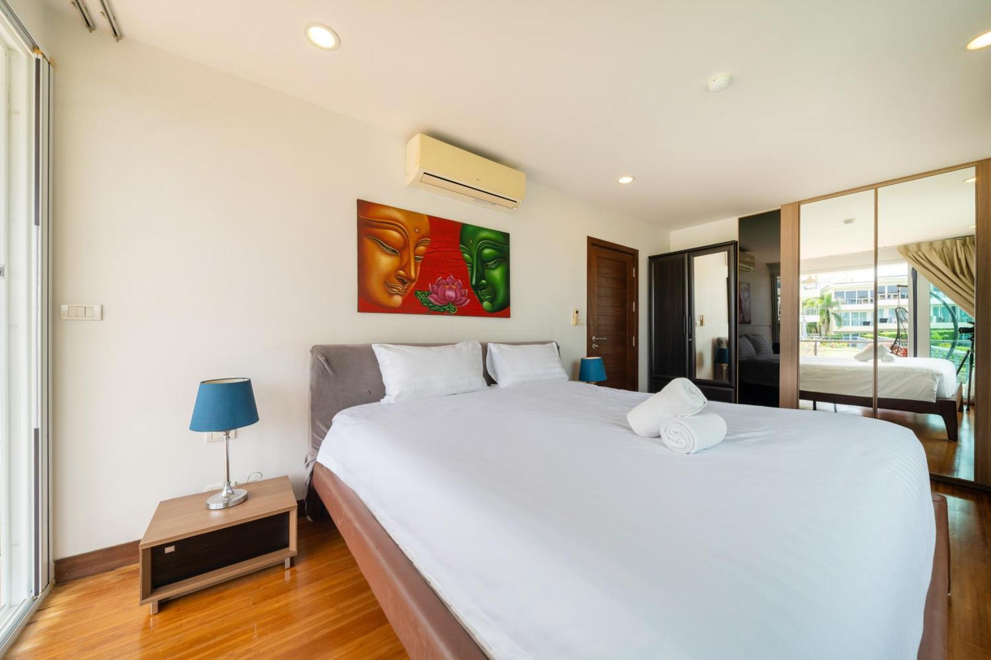 Sea View 2br E106 With Pool Access In Karon Papillon Apartment